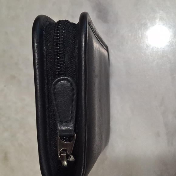 Storage Case - Picture 3 of 7